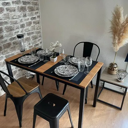 Cosy - 50m Du Loing - Hyper-centre Moret-sur-Loing